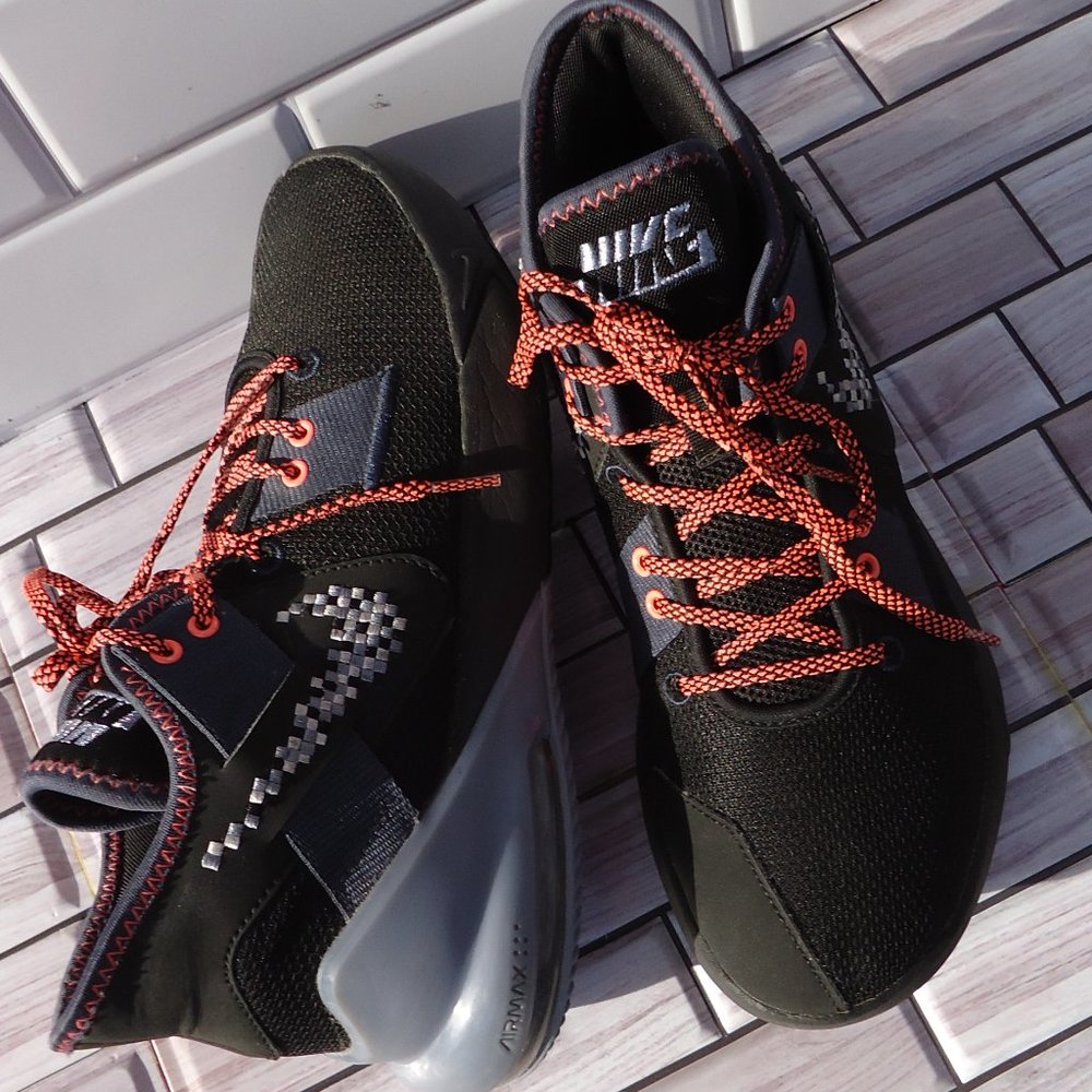 SIZE 9. NIKE AIR MAX IMPACT 2 basketball sneakers shoes.